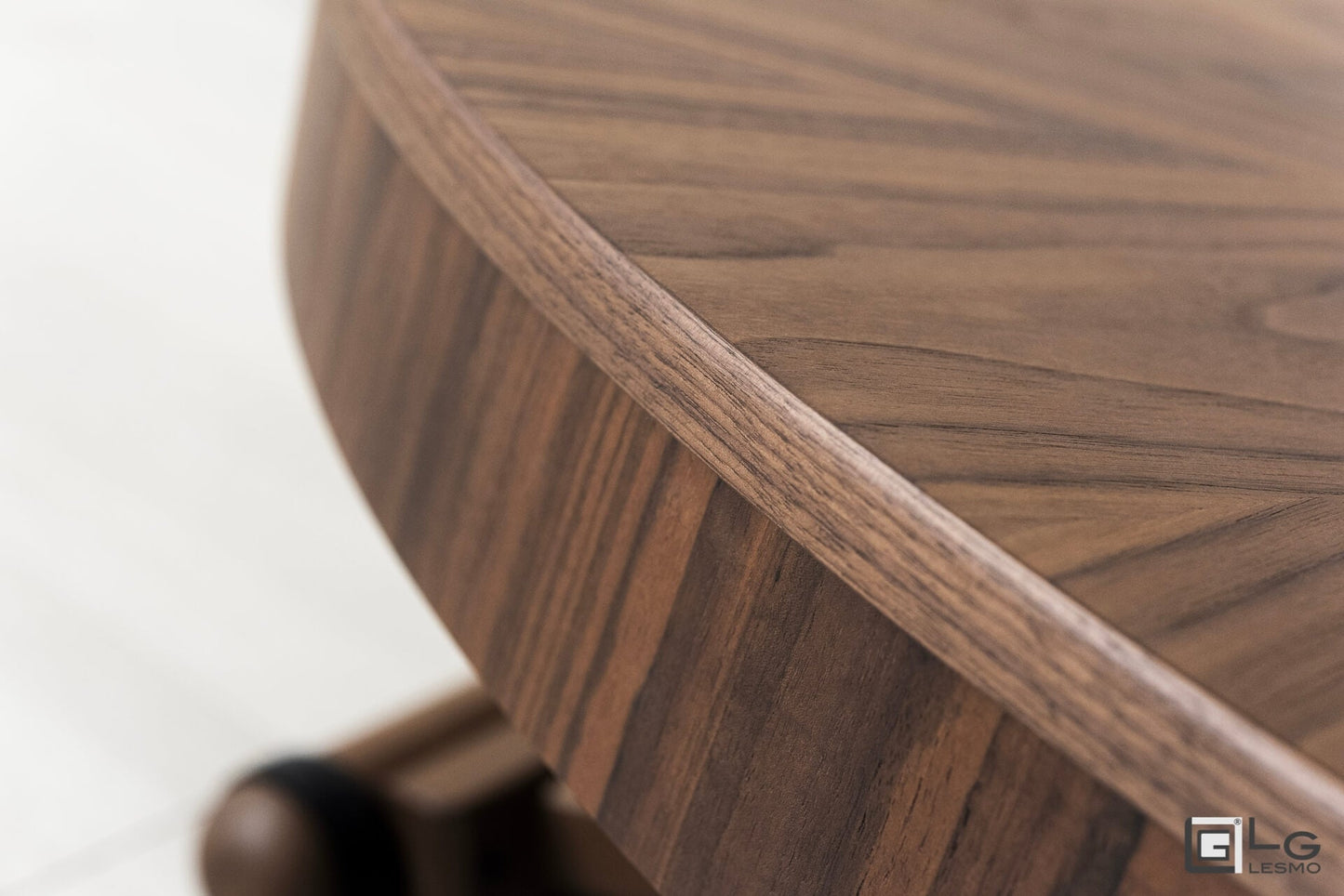 TAVOLINO ESTENSIBILE<br> Finitura Noce Canaletto<br> 300cm - 12 posti
